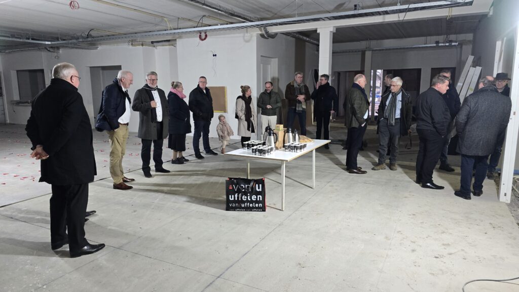 251126-Bezoek-kerk.bureau-GG